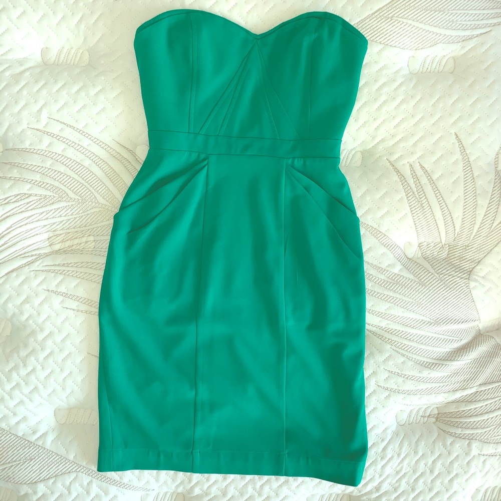 BCBG MaxAzria Green strapless dress